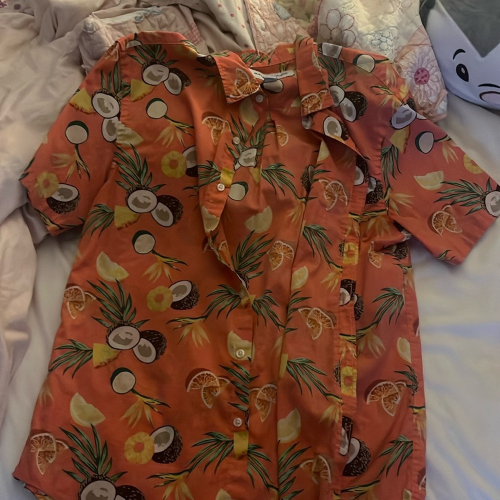 Old navy Hawaiian shirt.
